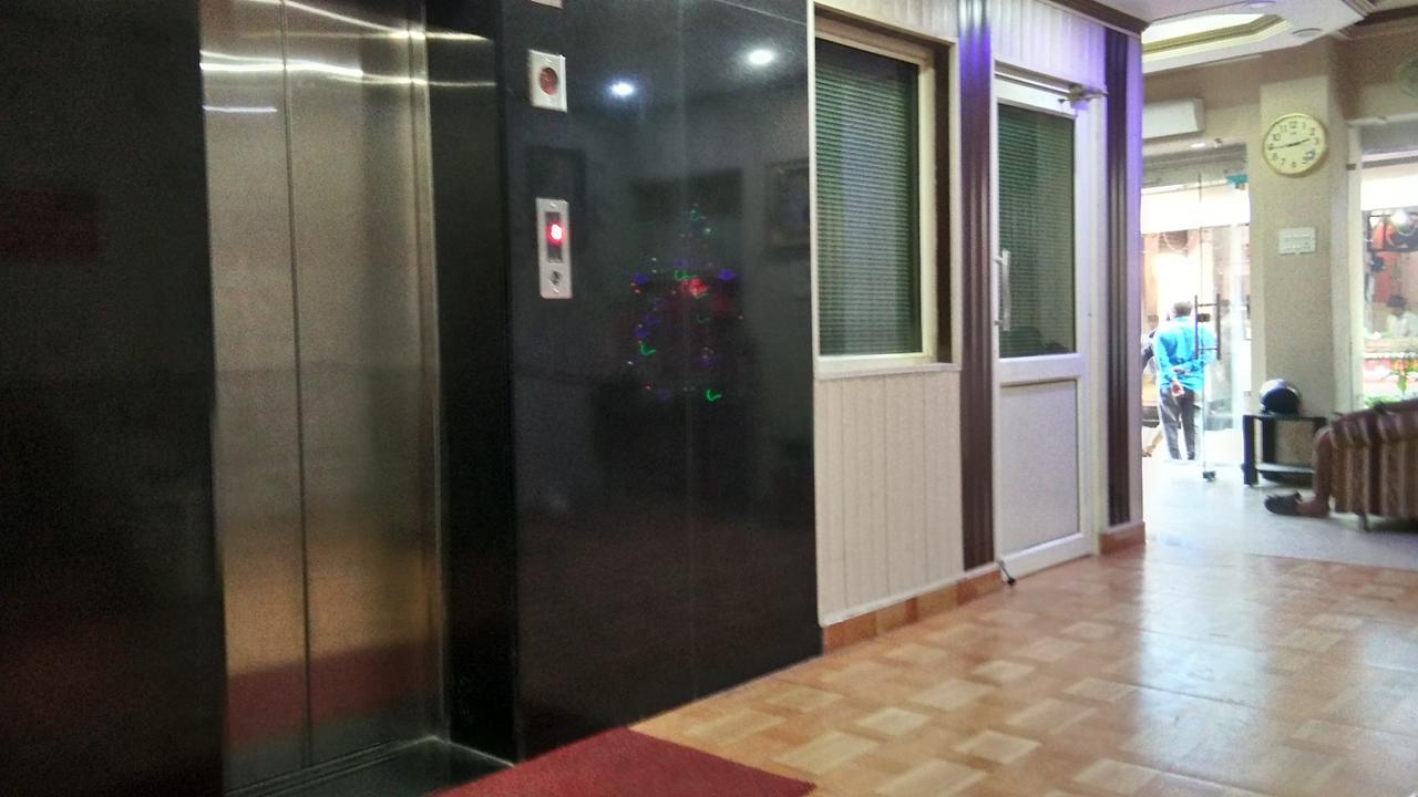 Hotel Ashok Харідвар Екстер'єр фото